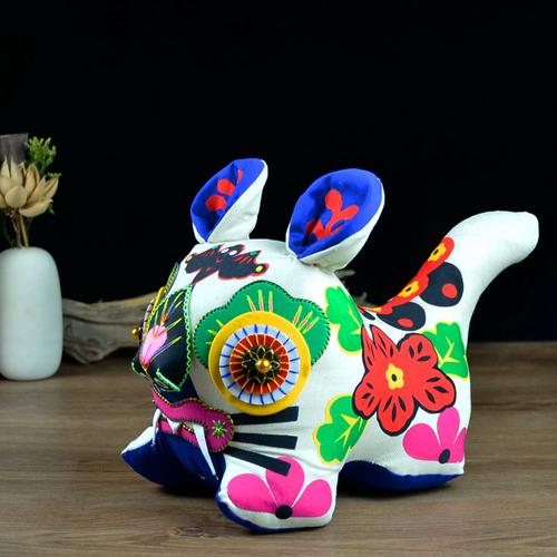 福壽呈祥，布藝傳情 手工布老虎，獻(xiàn)給長輩的深情厚禮